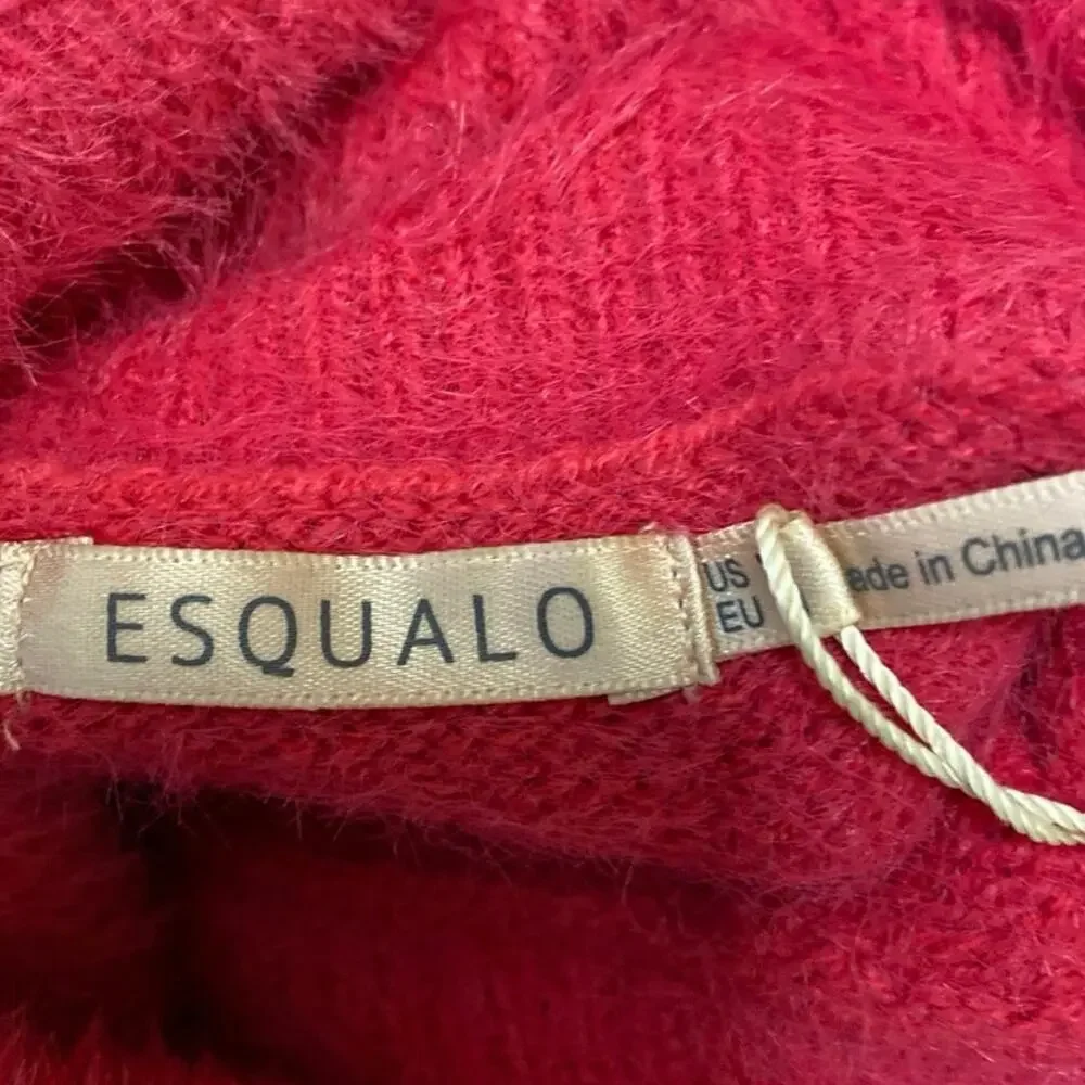 Esqualo Women's Pink Fuzzy Knit Short Sleeve Turtleneck Sweatshirt Sweater Top M